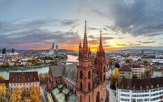 Basel,,Switzerland,Sunrise,Over,The,Rhine,River.